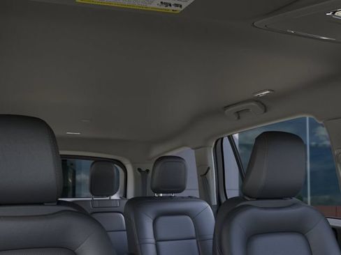 New 2026 Lincoln Aviator 2WD image 22