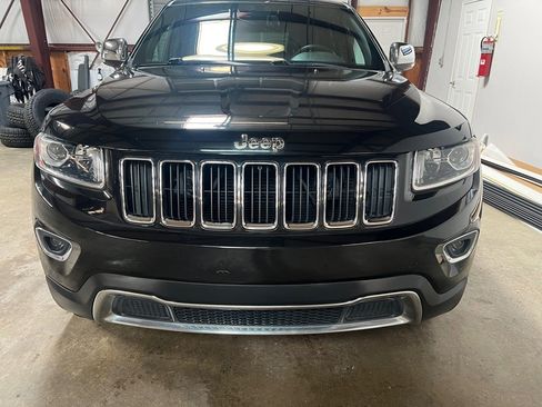 Used 2014 Jeep Grand Cherokee Limited w/ Mopar Chrome Edition Group image 10