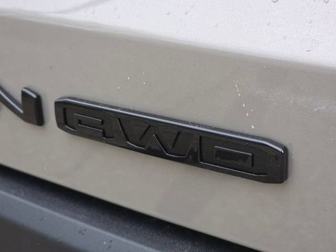 New 2026 GMC Terrain Elevation w/ Elevation Premium Package AWD/4WD image 18