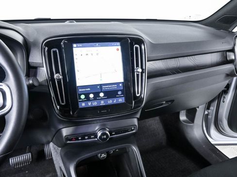 Certified 2024 Volvo C40 P8 Recharge Plus w/ Climate Package AWD/4WD image 12