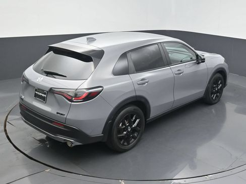 Used 2025 Honda HR-V Sport image 12