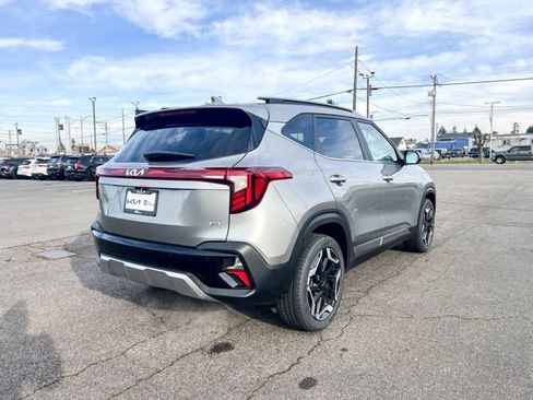 New 2026 Kia Seltos SX w/ SX Sunroof Package AWD/4WD image 8