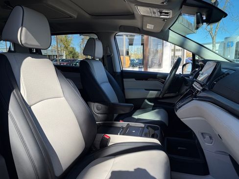 Certified 2025 Honda Odyssey Elite image 23