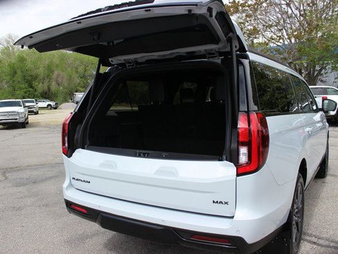 Used 2025 Ford Expedition Max Platinum w/ Stealth Performance Package AWD/4WD image 15