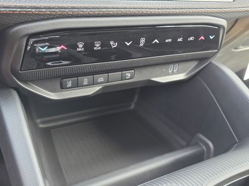 New 2026 Jeep Cherokee Limited image 18