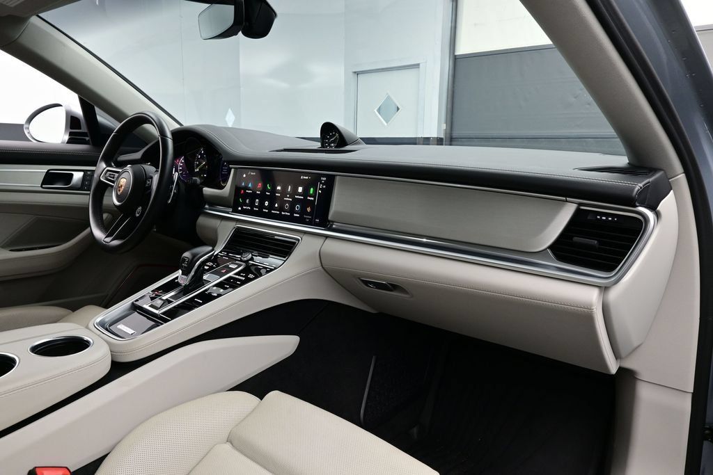 Certified 2023 Porsche Panamera AWD/4WD image 19