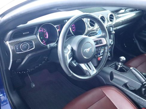 Used 2016 Ford Mustang Premium RWD image 15