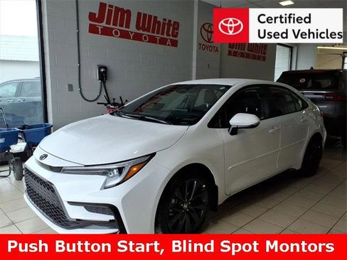 Certified 2026 Toyota Corolla SE image 1