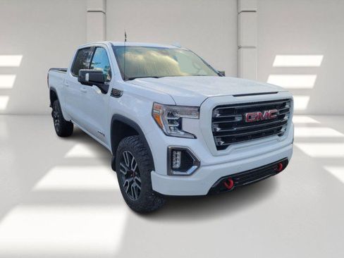 Used 2022 GMC Sierra 1500 AT4 w/ AT4 Premium Package image 2