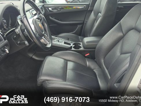 Used 2018 Porsche Macan Sport Edition AWD/4WD image 10