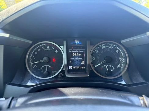 Used 2023 Toyota Tacoma SR5 RWD image 31