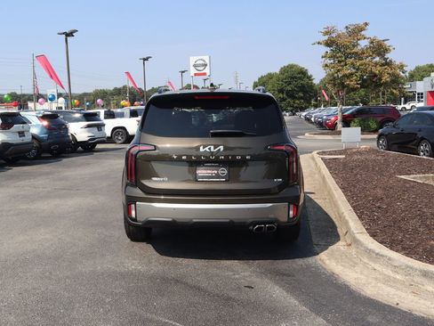 Used 2023 Kia Telluride SX X-Pro image 4