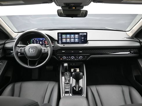 Used 2023 Honda Accord EX-L image 18