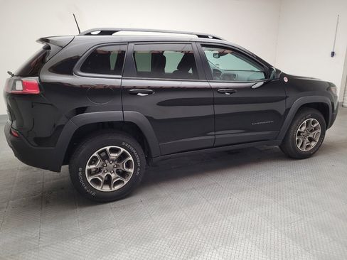 Used 2022 Jeep Cherokee Trailhawk AWD/4WD image 10