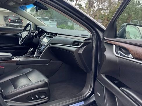 Used 2018 Cadillac XTS Luxury image 11