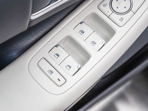 Used 2025 Hyundai Sonata SEL FWD image 22