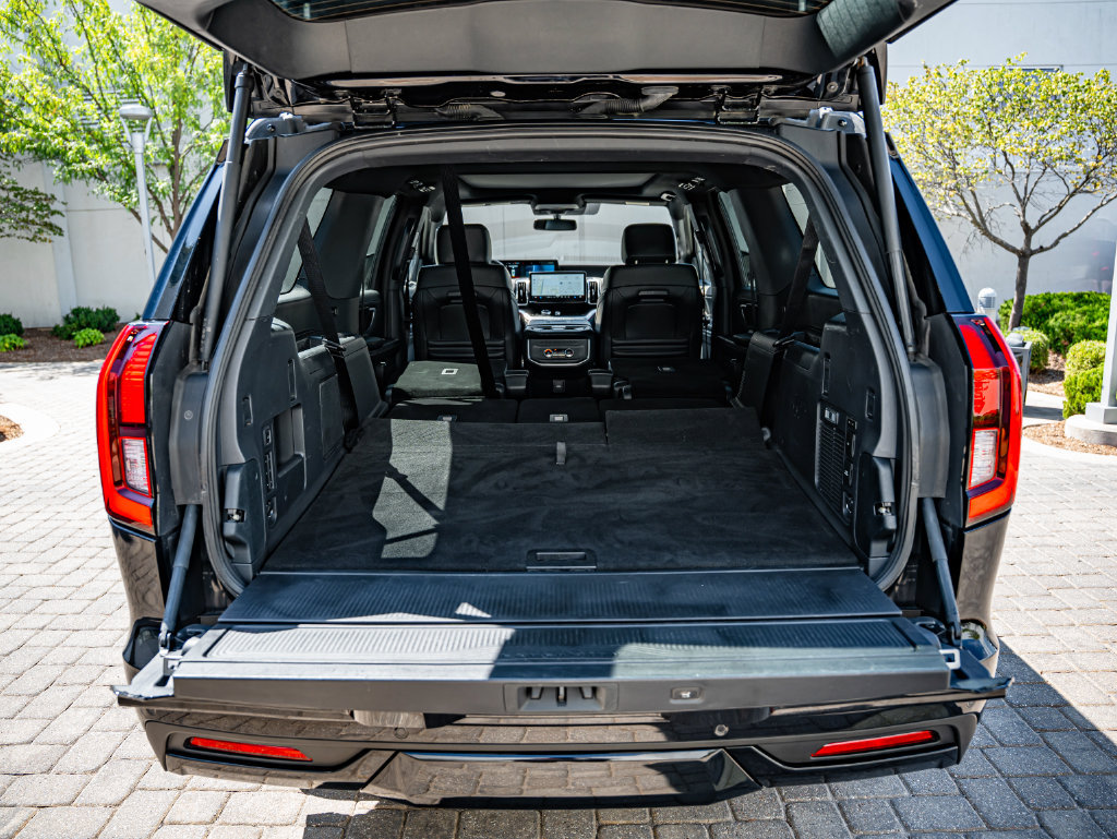 Used 2025 Ford Expedition Max Platinum w/ Stealth Appearance Package AWD/4WD image 43