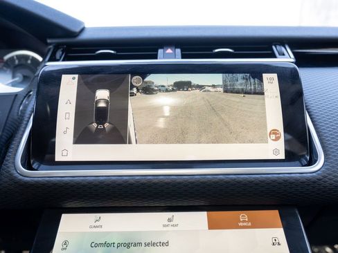 Used 2023 Land Rover Range Rover Velar R-Dynamic S image 29