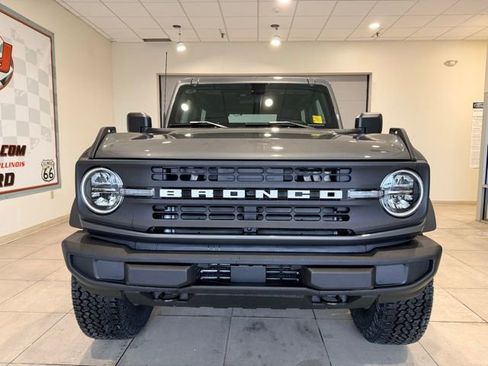 New 2025 Ford Bronco 2-Door w/ Sasquatch Package AWD/4WD image 2