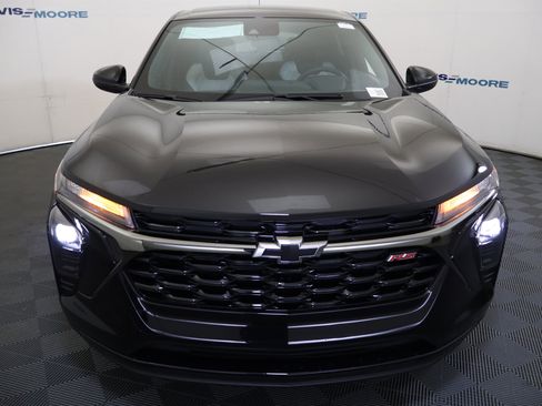 New 2026 Chevrolet Trax RS w/ Driver Confidence Package FWD image 14