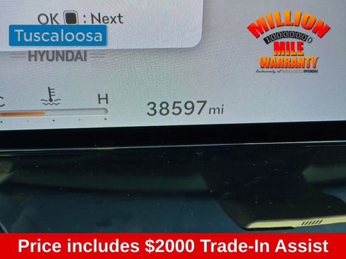 Used 2025 Genesis GV80 2.5T Standard image 11