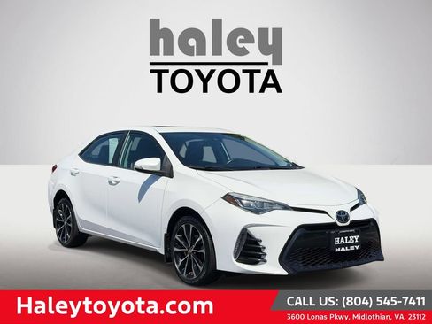 Used 2018 Toyota Corolla SE w/ SE Premium Package FWD image 1