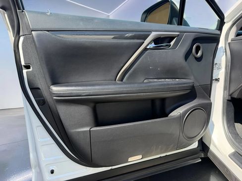 Used 2019 Lexus RX 350 FWD w/ Accessory Package image 9