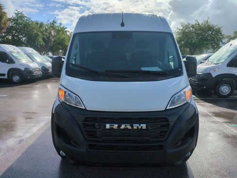 Used 2025 RAM ProMaster 3500 w/ Convenience Group FWD image 4
