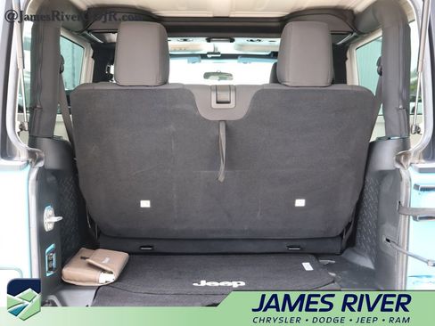 Used 2017 Jeep Wrangler Sport w/ Quick Order Package 23S AWD/4WD image 13