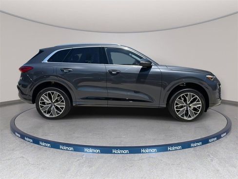 Certified 2025 Audi Q5 Premium Plus w/ Premium Plus image 4