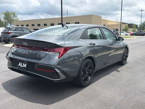 New 2026 Hyundai Elantra SEL Sport Premium FWD image 6