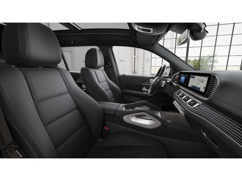 New 2026 Mercedes-Benz GLS 450 4MATIC image 4