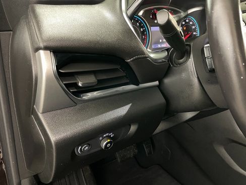 Certified 2022 Chevrolet Traverse LT image 26