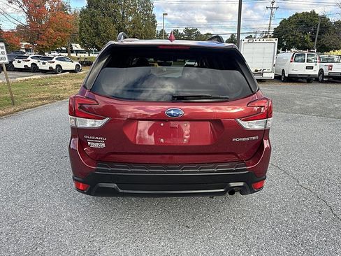 Used 2019 Subaru Forester Premium image 4
