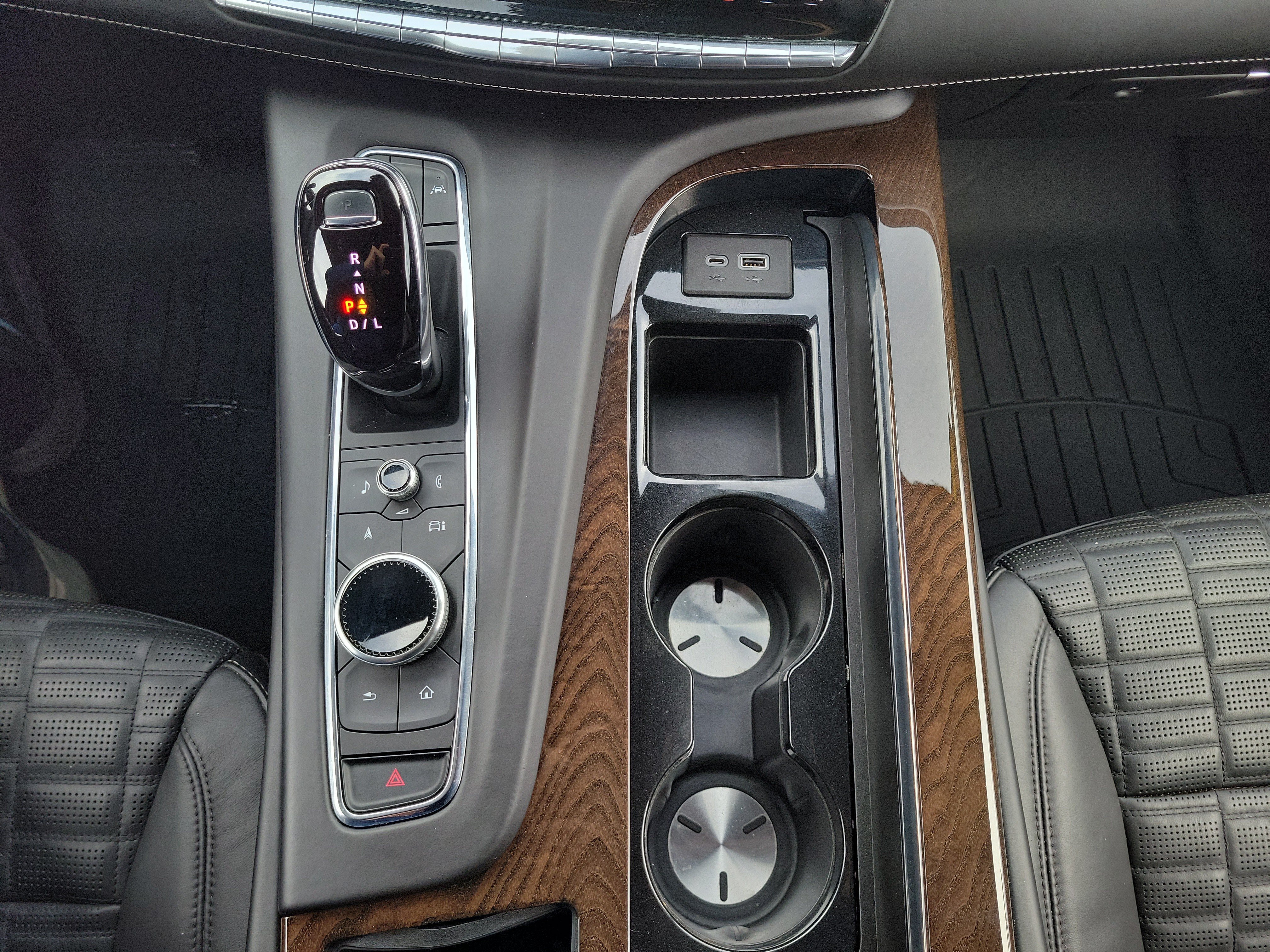 Used 2023 Cadillac Escalade Sport Platinum AWD/4WD image 28