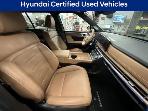 Used 2024 Hyundai Santa Fe Limited image 13