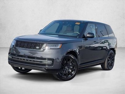 New 2025 Land Rover Range Rover SE