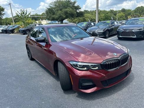 Used 2022 BMW 330i Sedan w/ M Sport Package RWD image 3