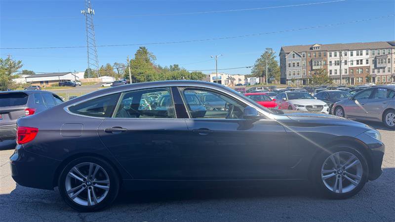Used 2018 BMW 330i Gran Turismo xDrive AWD/4WD image 4