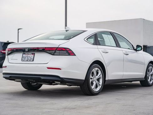 Used 2025 Honda Accord LX image 10