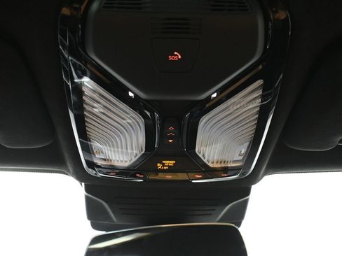 New 2026 BMW X7 xDrive40i AWD/4WD image 21