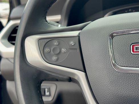 Certified 2023 GMC Acadia SLT AWD/4WD image 18