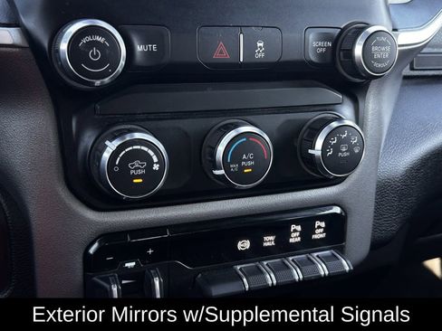 Used 2024 RAM 2500 Big Horn image 17