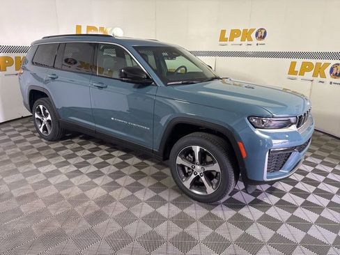New 2026 Jeep Grand Cherokee L Limited AWD/4WD image 1