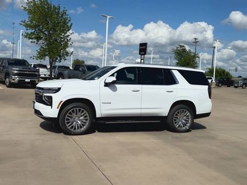 New 2026 Chevrolet Tahoe LS RWD image 5