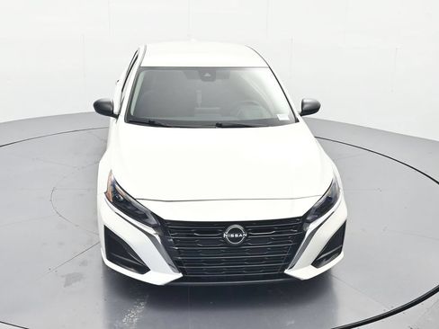 Certified 2025 Nissan Altima 2.5 SV FWD image 28