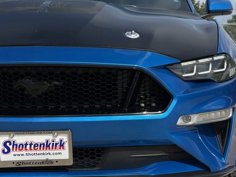 Used 2019 Ford Mustang GT Premium RWD image 8