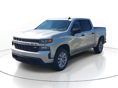 Certified 2020 Chevrolet Silverado 1500 Custom w/ Custom Value Package AWD/4WD image 2