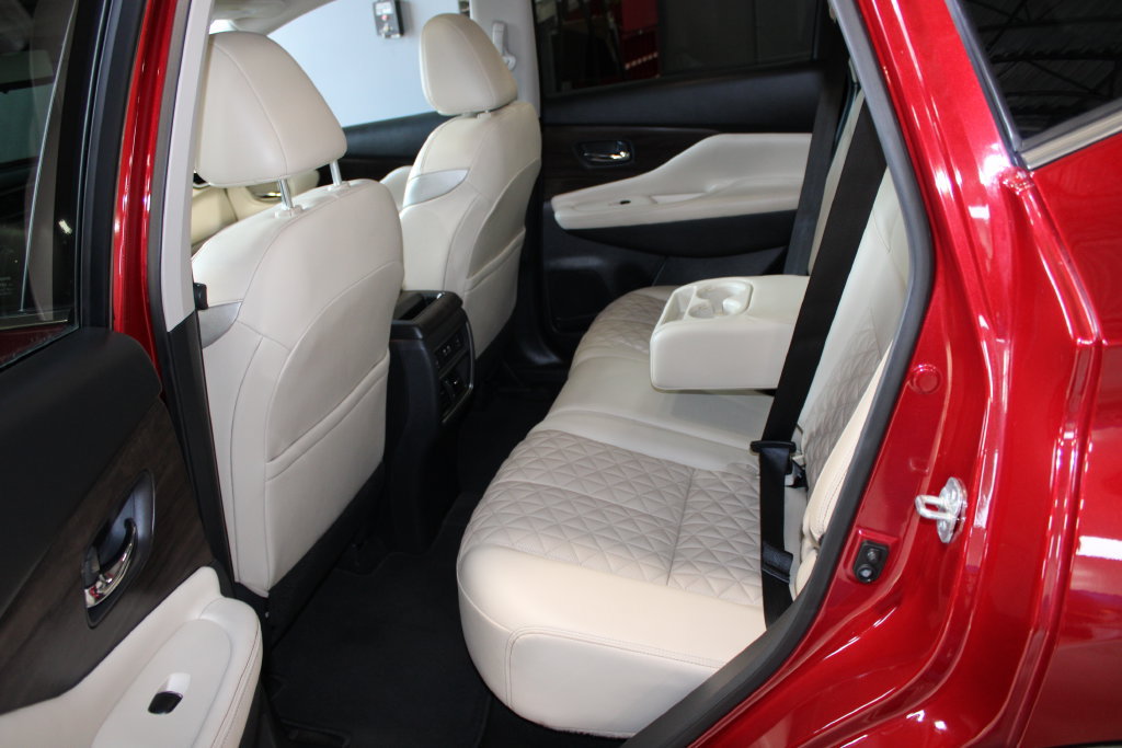 Used 2023 Nissan Murano Platinum w/ Cargo Package AWD/4WD image 11