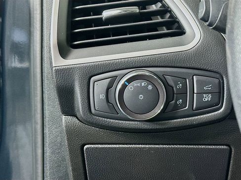 Used 2019 Ford Edge SEL w/ Equipment Group 201A image 10